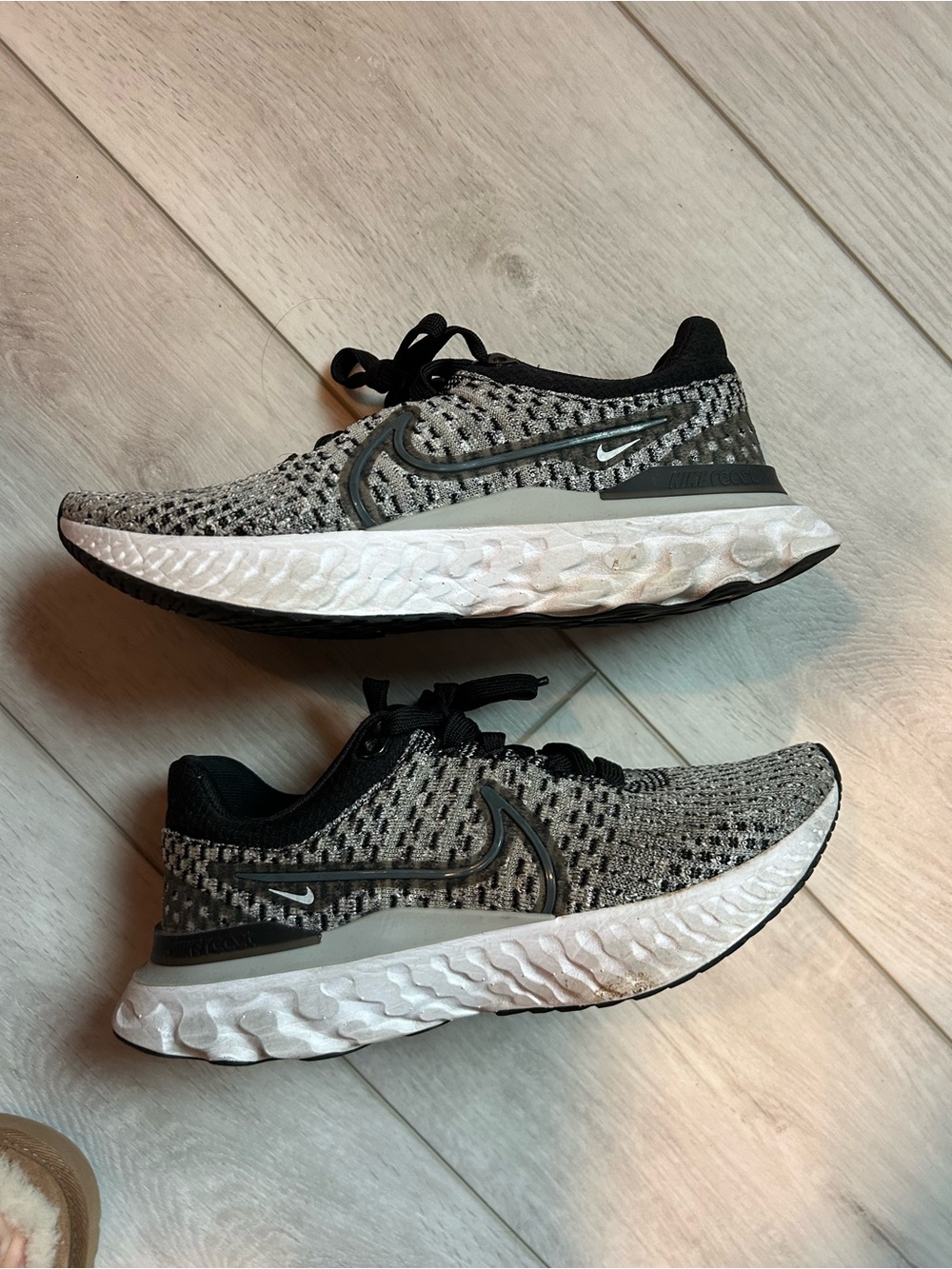 Nike React Infinity Run Flyknit 3 sneakers 
size 6.5 women’s